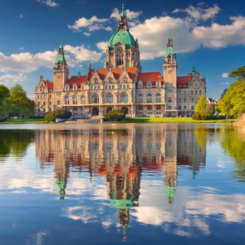 Der Blick auf das Neue Rathaus in Hannover