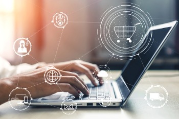 E commerce berufsperspektiven Abfolge von E-Commerce mit Symbolen